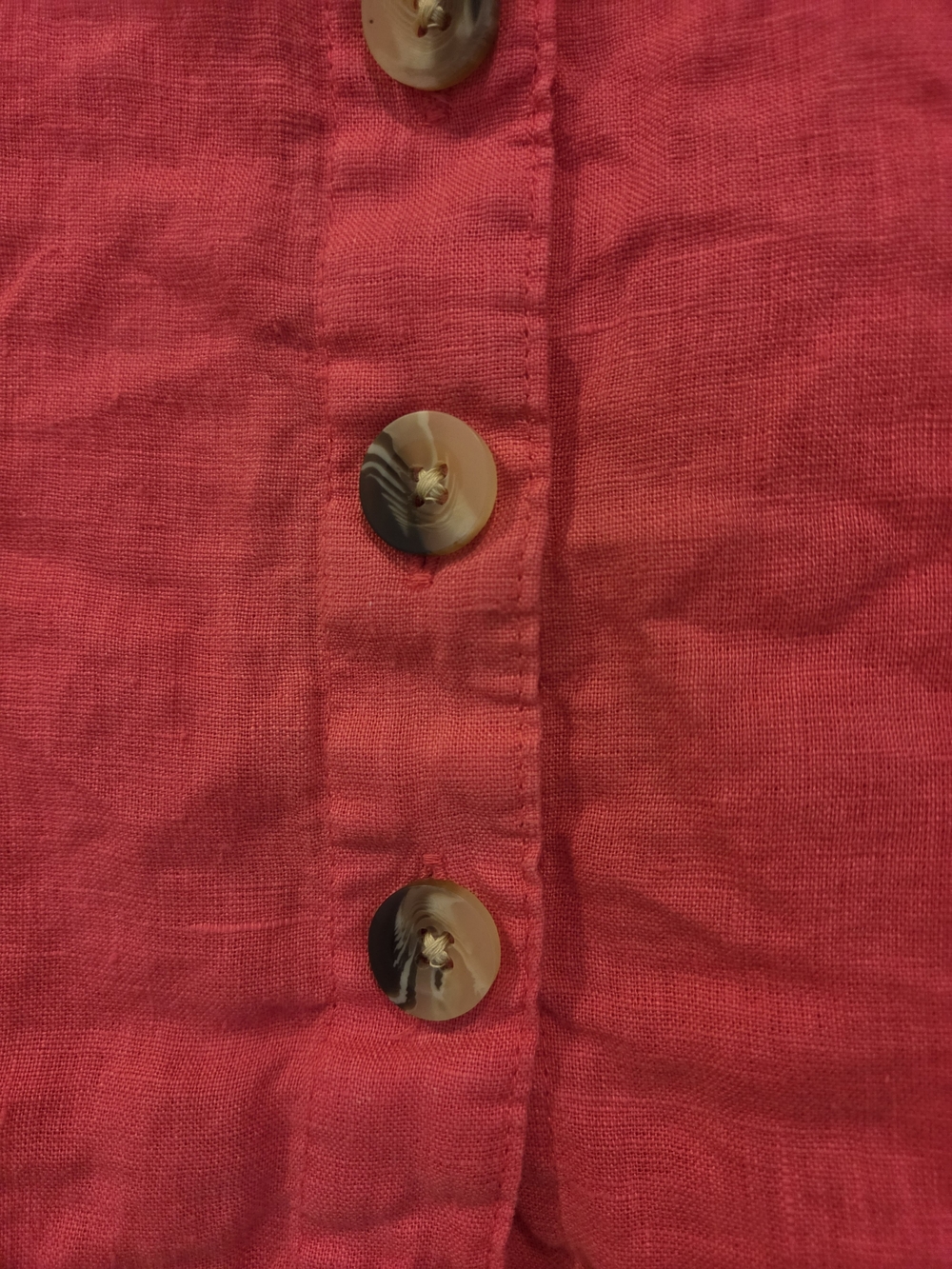 C&C California Coral Red Button-Front Linen Tank - Picture 3 of 4